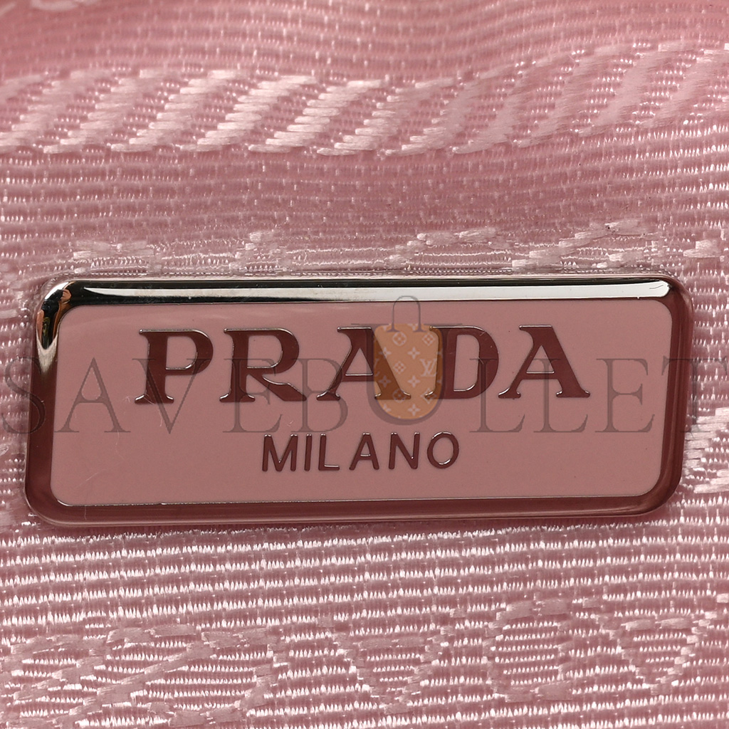 PRADA NYLON RE-EDITION 2005 SHOULDER BAG ALABASTRO (22*12*6cm)